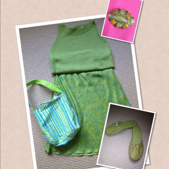 Reversible Tote - Zip Pocket-Tie Closure Brand New - Picture 2 of 2